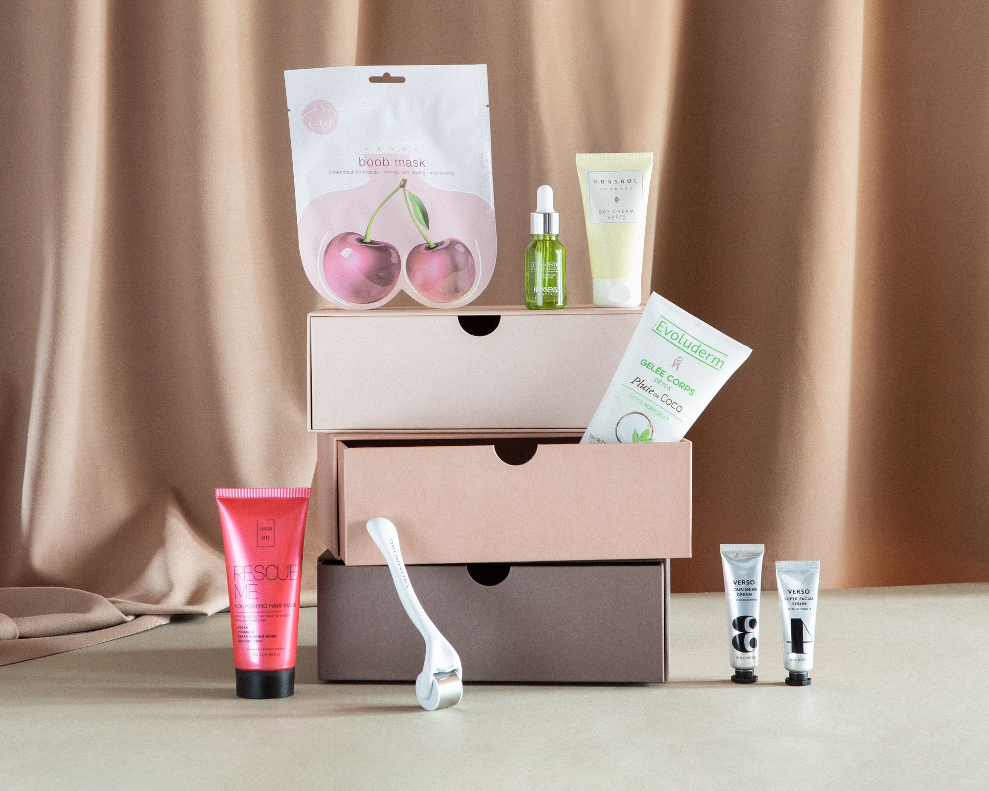 2021-06-01_NO_The-get-naked-box_Box-setup_Extra-products_5x4