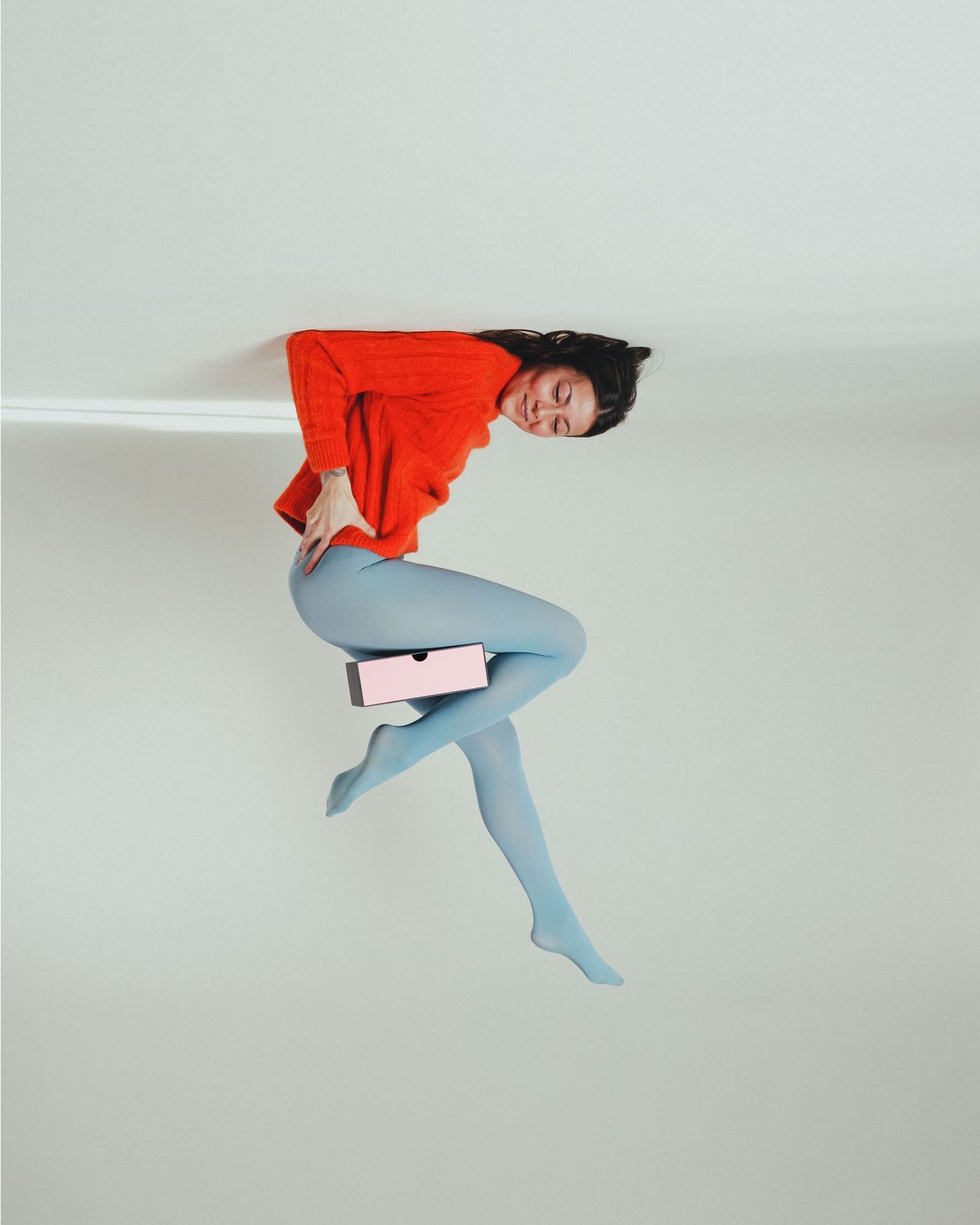 210401_NO-SE-FI-NL-BE-DACH_The-Upside-Down-Box_Campaign-photos_01_4x5